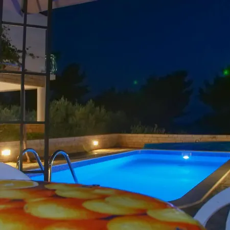 Apartment Deluxe Seafront